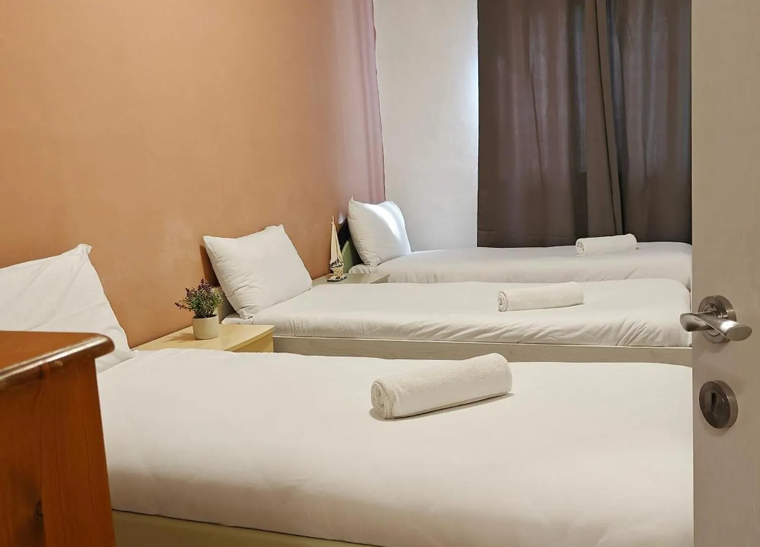 Sliema 3 Bedrooms Apartment 0*,  Malta